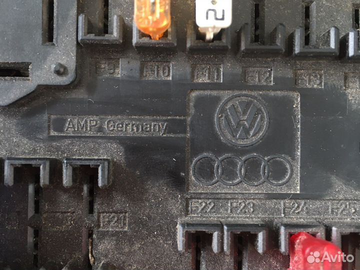 Блок предохранителей Skoda Octavia A5 (3443)