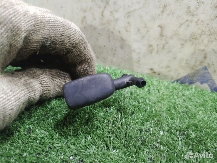 Форсунка омывателя правая Bmw X5 кроссовер 3.0 M54