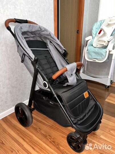 Прогулочная коляска Kinderkraft серая