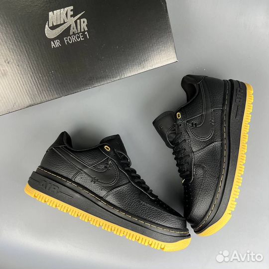 Кроссовки Nike Air Force 1 Lux (Арт.25738)