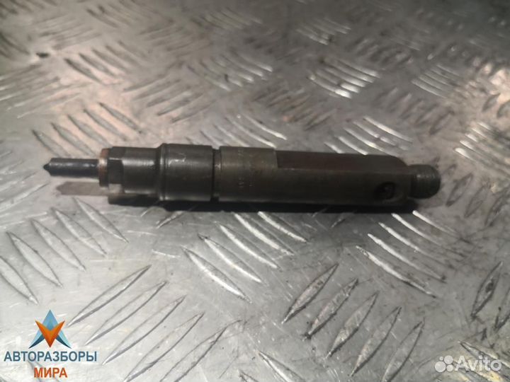 Форсунка Volvo S40 рест. 2000 0432193753