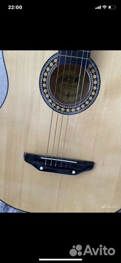 Акустическая гитара