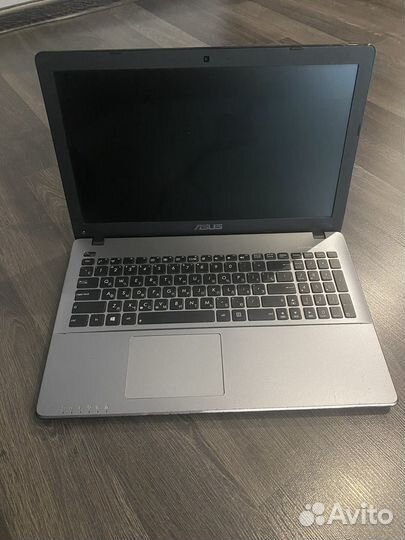 Ноутбук asus