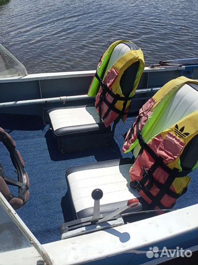 Моторная лодка