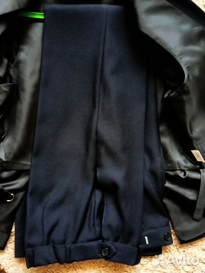 Школьный костюм