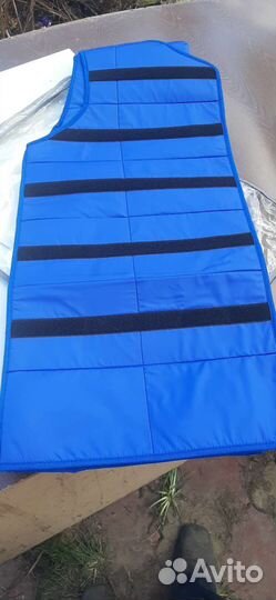 Жилет из материала EVA