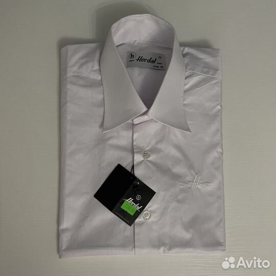 Рубашка с коротким рукавом на мальчика новая