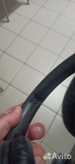 Беспроводные наушники jbl