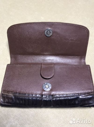 Клатч из кожи крокодила