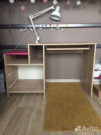 Стол письменный Скаут Дуб/фуксия