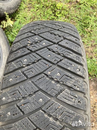 Goodyear Ultra Grip Ice Arctic 2 205/60 R16 92T