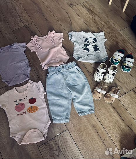 Большой пакет одежды для девочки до 1,5 лет
