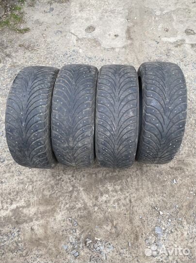Goodyear UltraGrip Extreme 205/55 R16