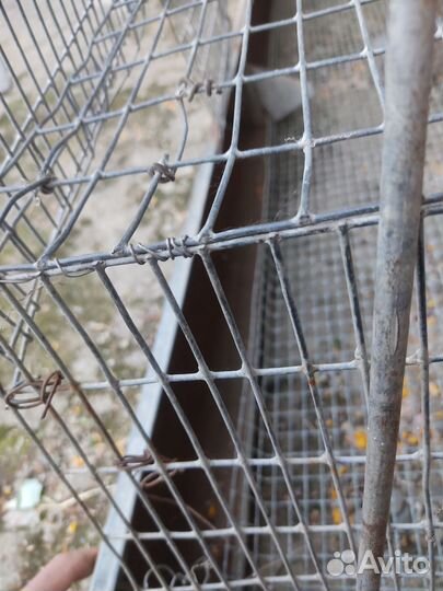 Большая клетка для птиц или кроликов