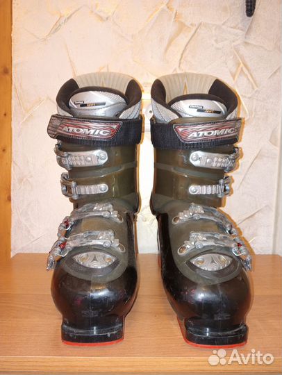 Горнолыжные ботинки