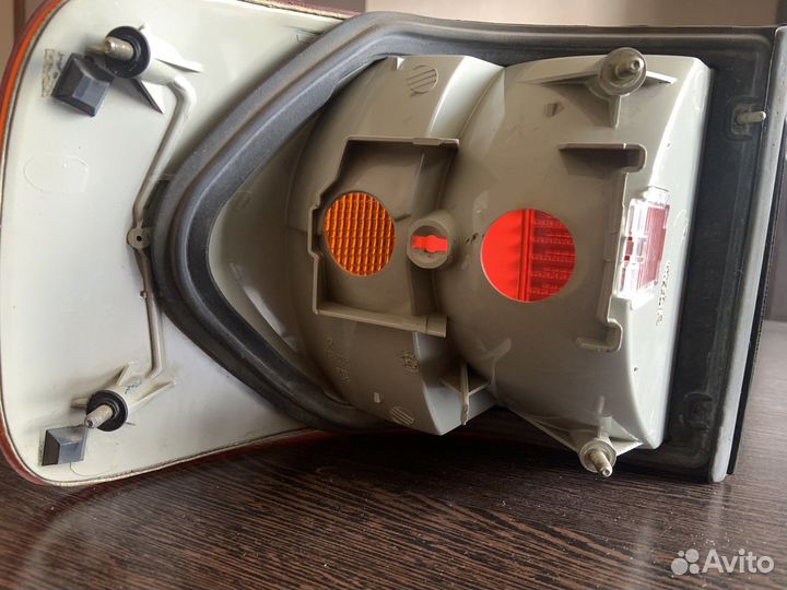 Угловые фонари hella audi 80 b4