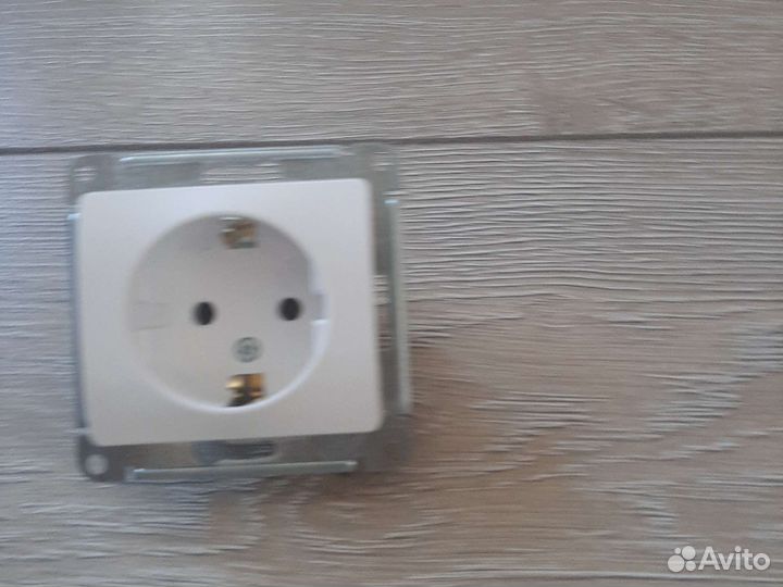 Рамка с 5 розетками