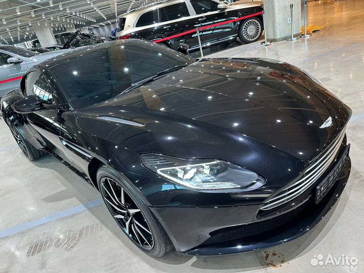 Aston Martin DB11 5.2 AT, 2022, 39 км