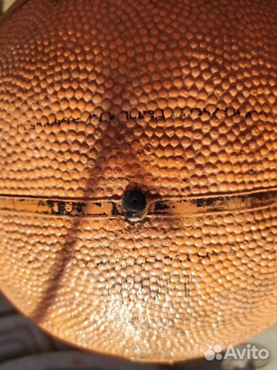 Баскетбольный мяч