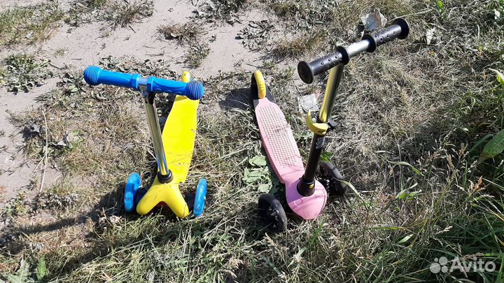 Самокат детский б/у трехколесный исправный хороший