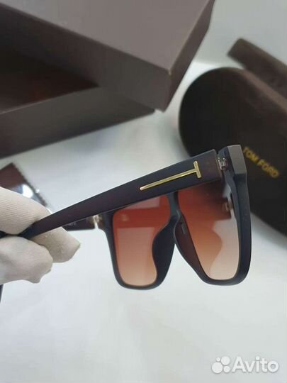 Солнцезащитные очки мужские Tom Ford