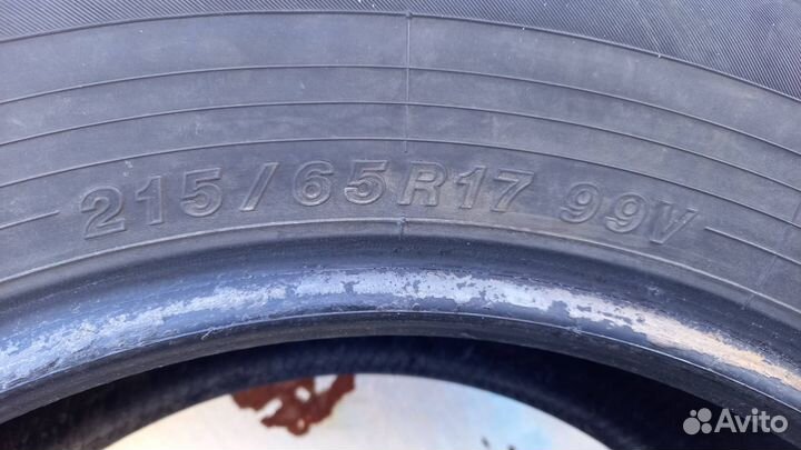 Yokohama BluEarth-A 215/65 R17 99V