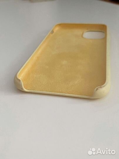 Чехол на iPhone 11