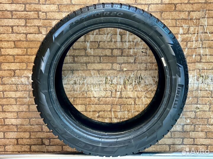 Pirelli Ice Zero 295/40 R20