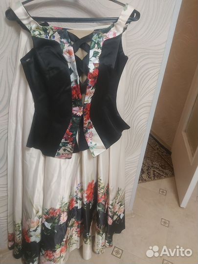 Вечернее платье