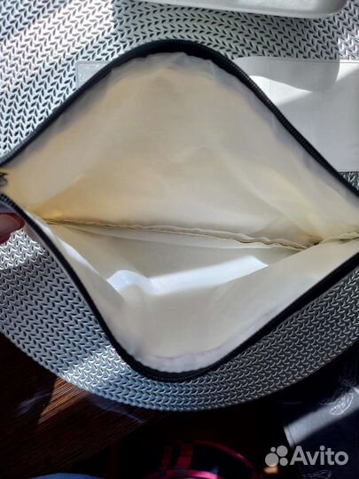 Футляр для очков, косметичка и обложка