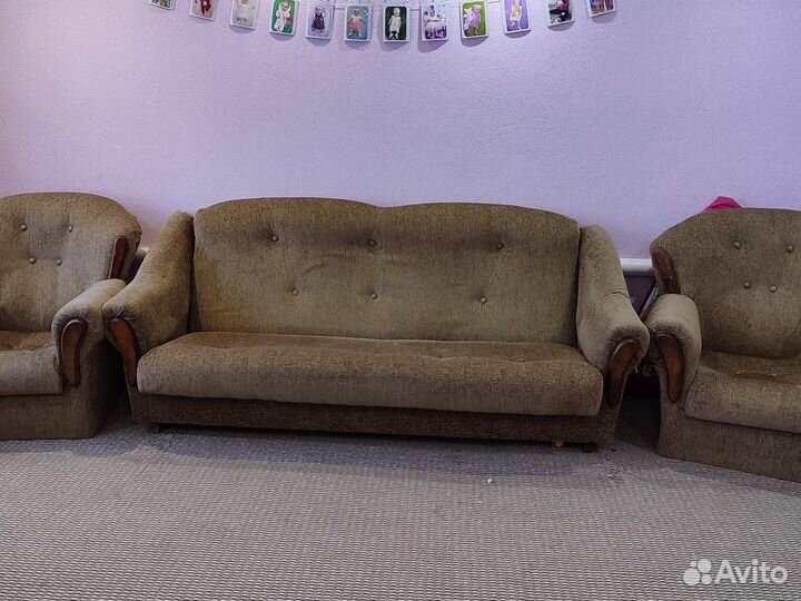 Диван и два кресла бу