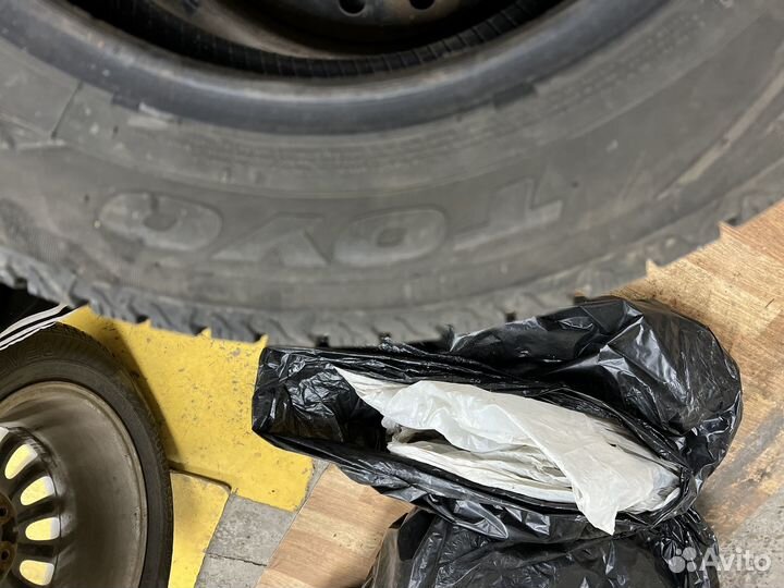 Observe X-10 195/65 R15