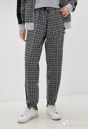 Спортивные штаны Replay