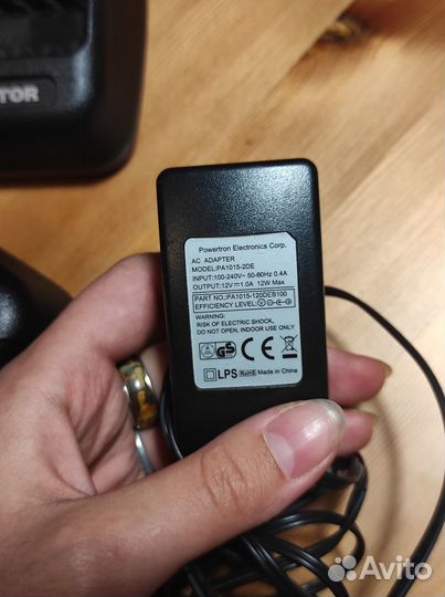 Устройства для зарядки акб к рации Vector VT-44