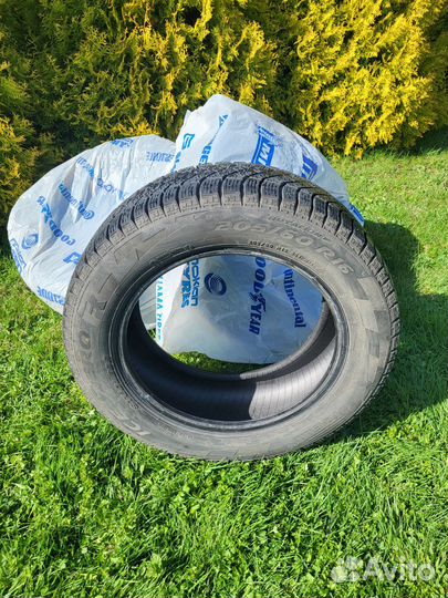 Pirelli Ice Zero FR 205/65 R16 96T