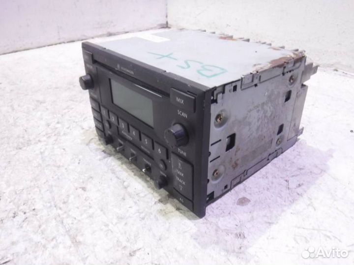 Магнитола 3B7035195B