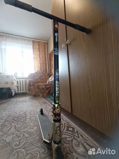 Трюковой самокат