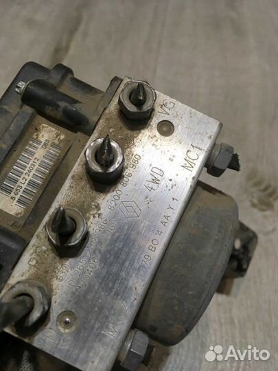 Блок ABS Renault Duster 1.6 K4M 2.0 F4R 2014