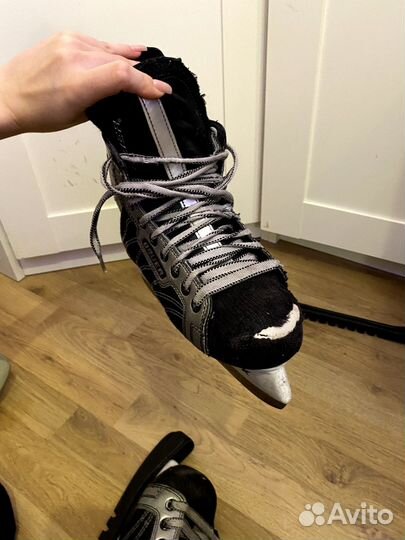 Хоккейные коньки bauer