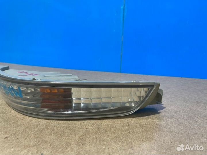 Габарит задний левый Toyota Mark 2 GX100 1G-FE