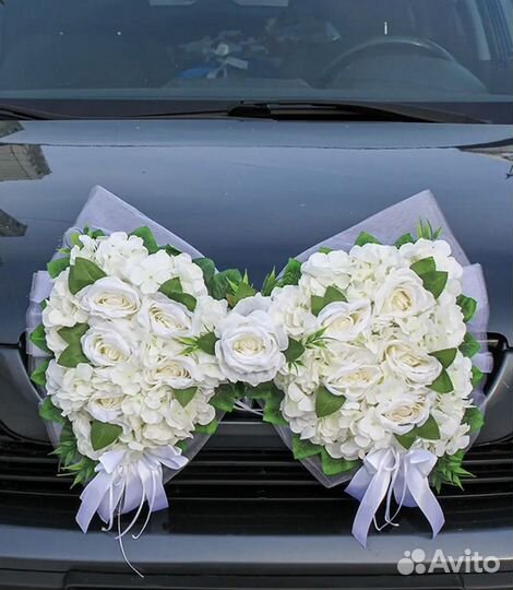 Свадебные украшения на машину