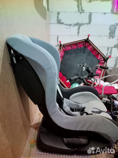 Детское автомобильное кресло