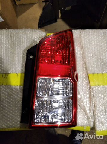 Фонарь задний Nissan Pathfinder 02-14 (Справа)