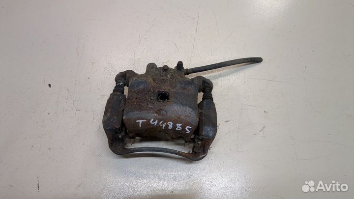 Суппорт Nissan Pulsar, 2015