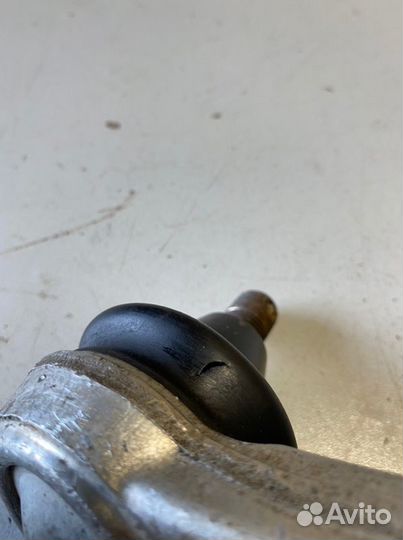 Рычаг подвески задний правый Infiniti Ex35