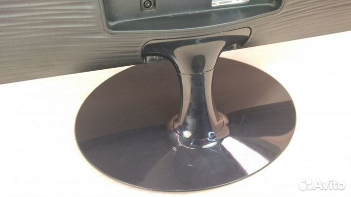 Монитор б/у 21.5