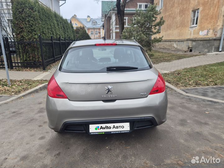 Peugeot 308 1.6 МТ, 2011, 207 325 км