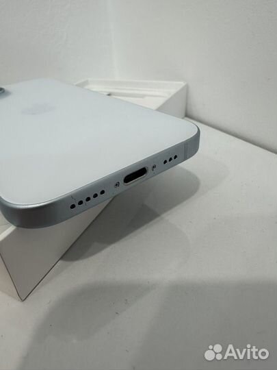 iPhone 15, 128 ГБ