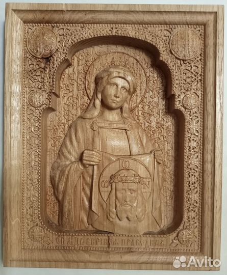 01Б Резная икона Вероника Праведная. 20 на 24 см