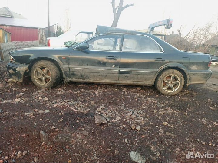 В разбор mitsubishi diamante f11